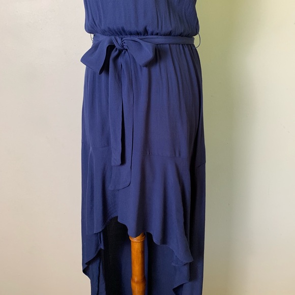 WAYF Hi-Low Tie Waist Midi Dress - Picture 3 of 8